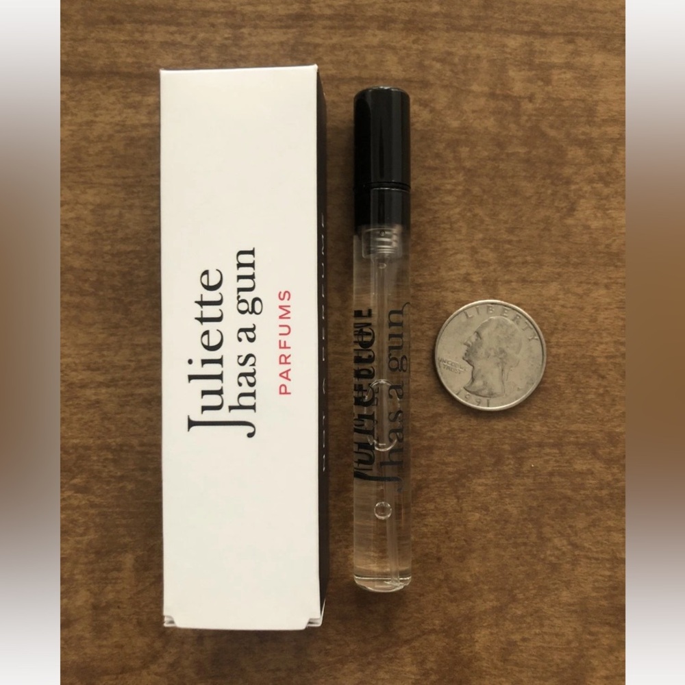 Juliette Has A Gun Perfume EDP 5.5ml 0.18 oz Travel Mini Size ~ NIB!! ❤️
